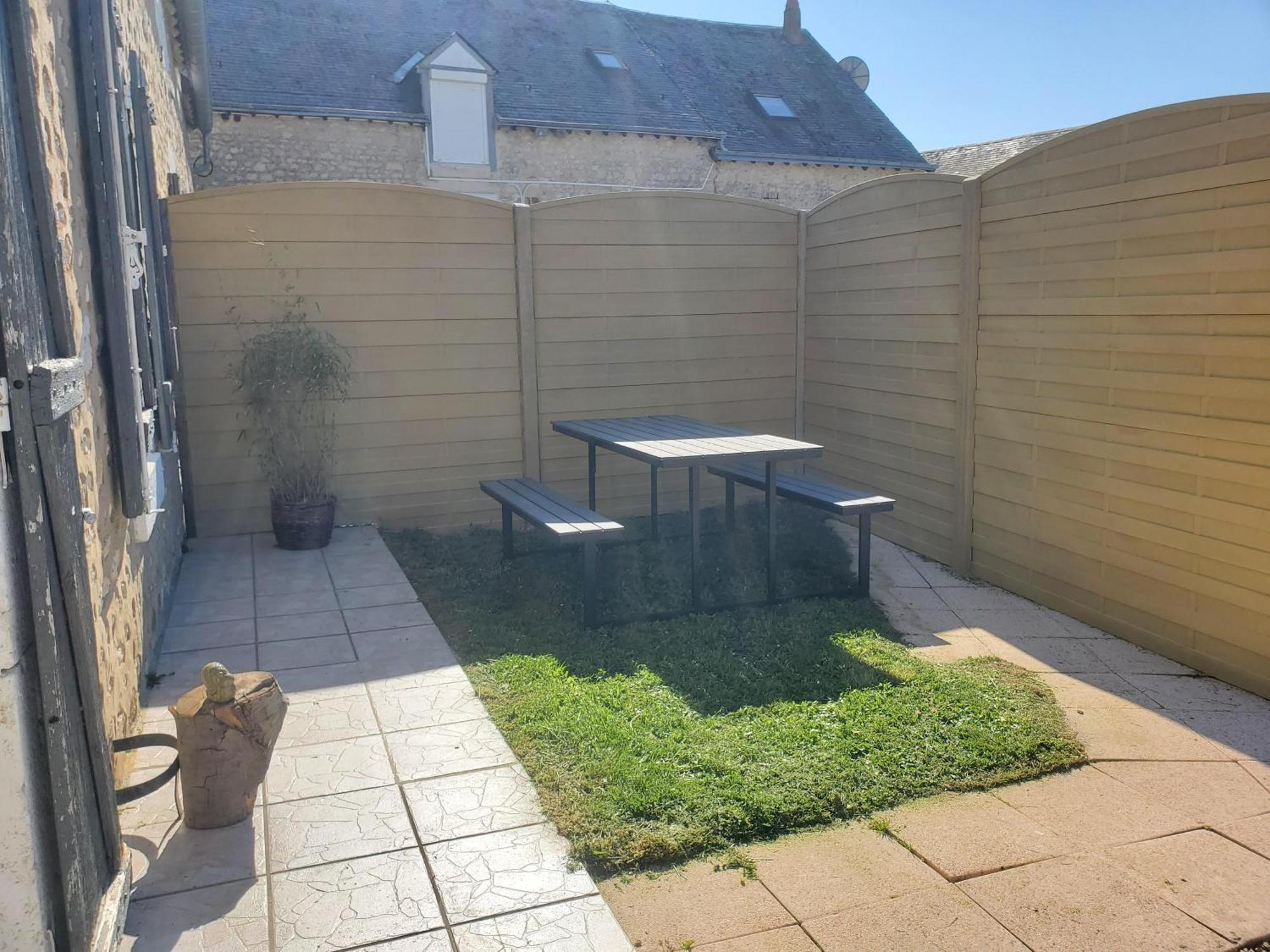La Petite Folie Bed & Breakfast Eole-en-Beauce ภายนอก รูปภาพ
